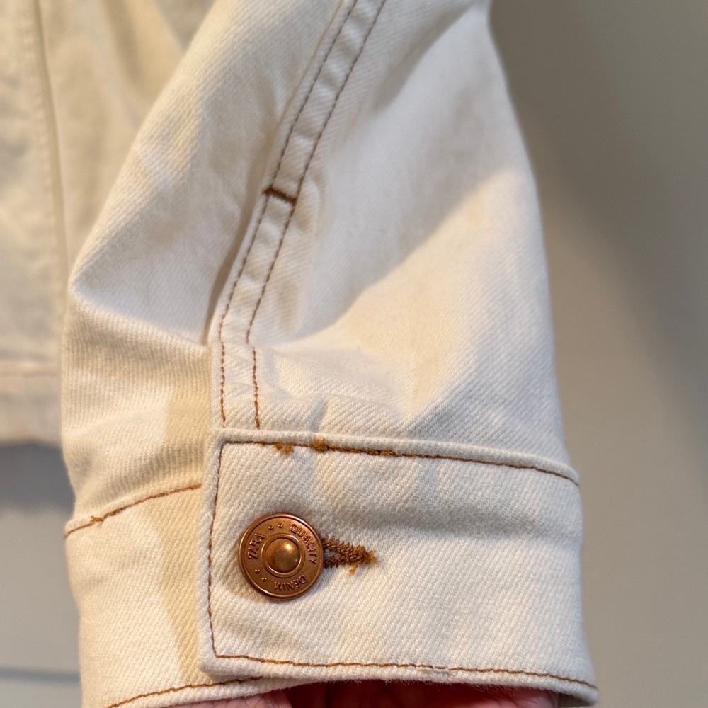 Zara Denim Jacket w Contrast Top Stitching Off White Trucker  size XL - Picture 5 of 8